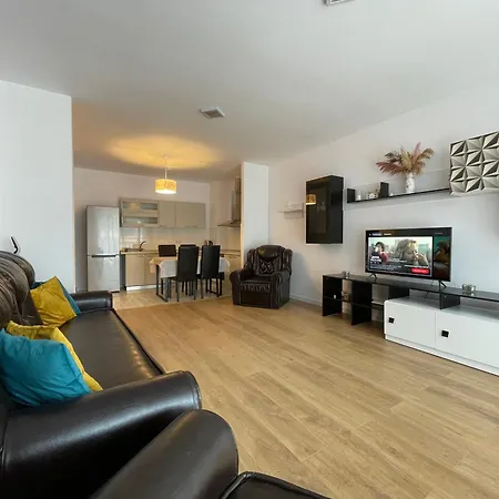 Luxury Tampa Bv * 브라쇼브